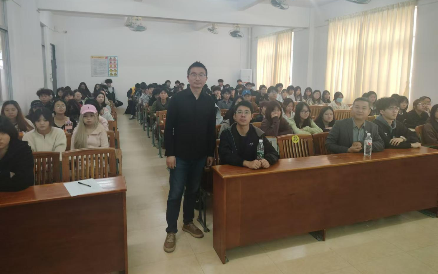 关于文创产品的开发实践与探索(2).png 关于文创产品的开发实践与探索(2).png