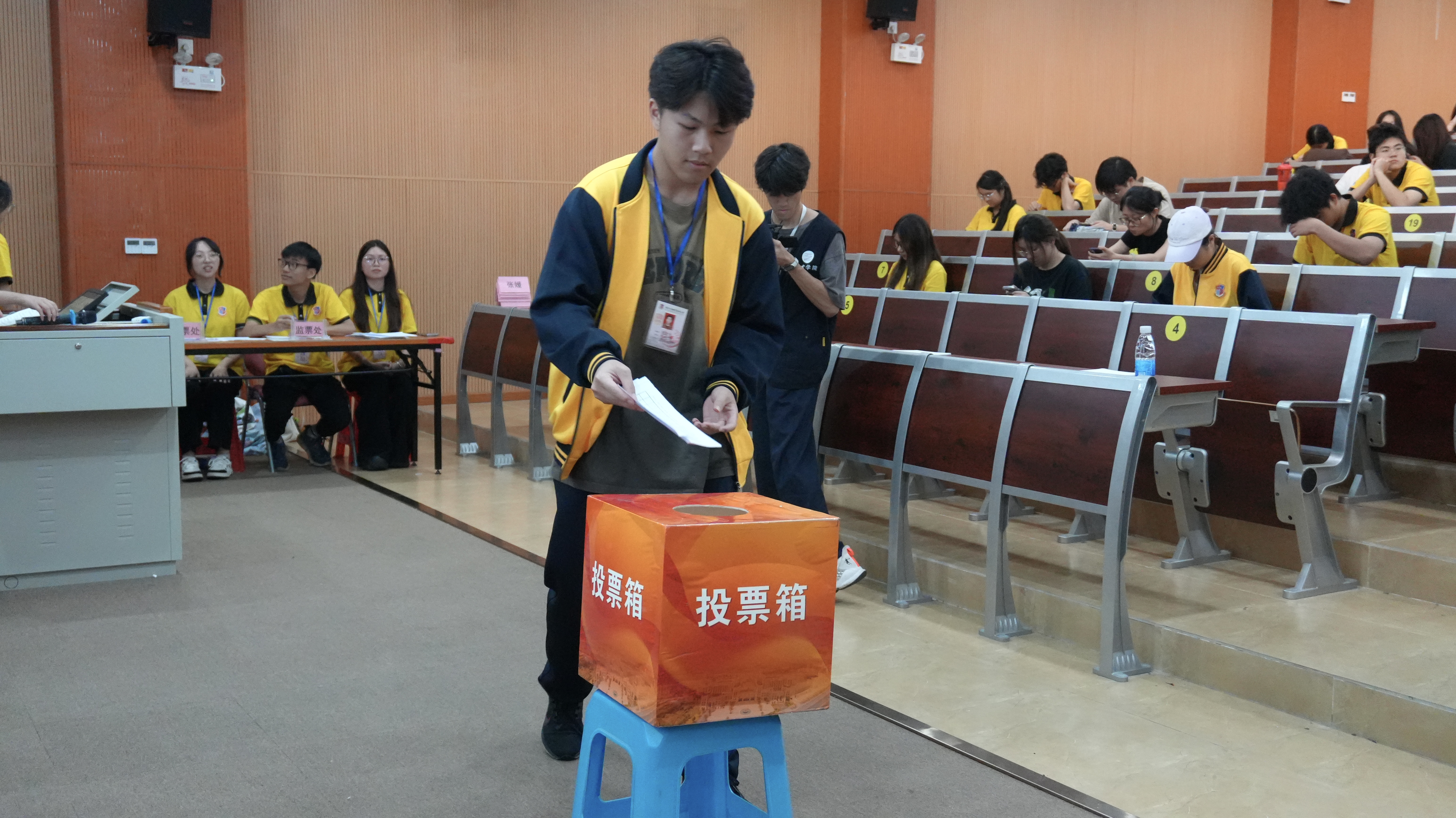 DSC01498.jpg DSC01498.jpg